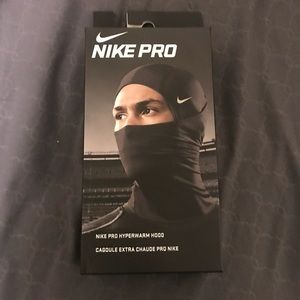 nike pro hyperwarm hood